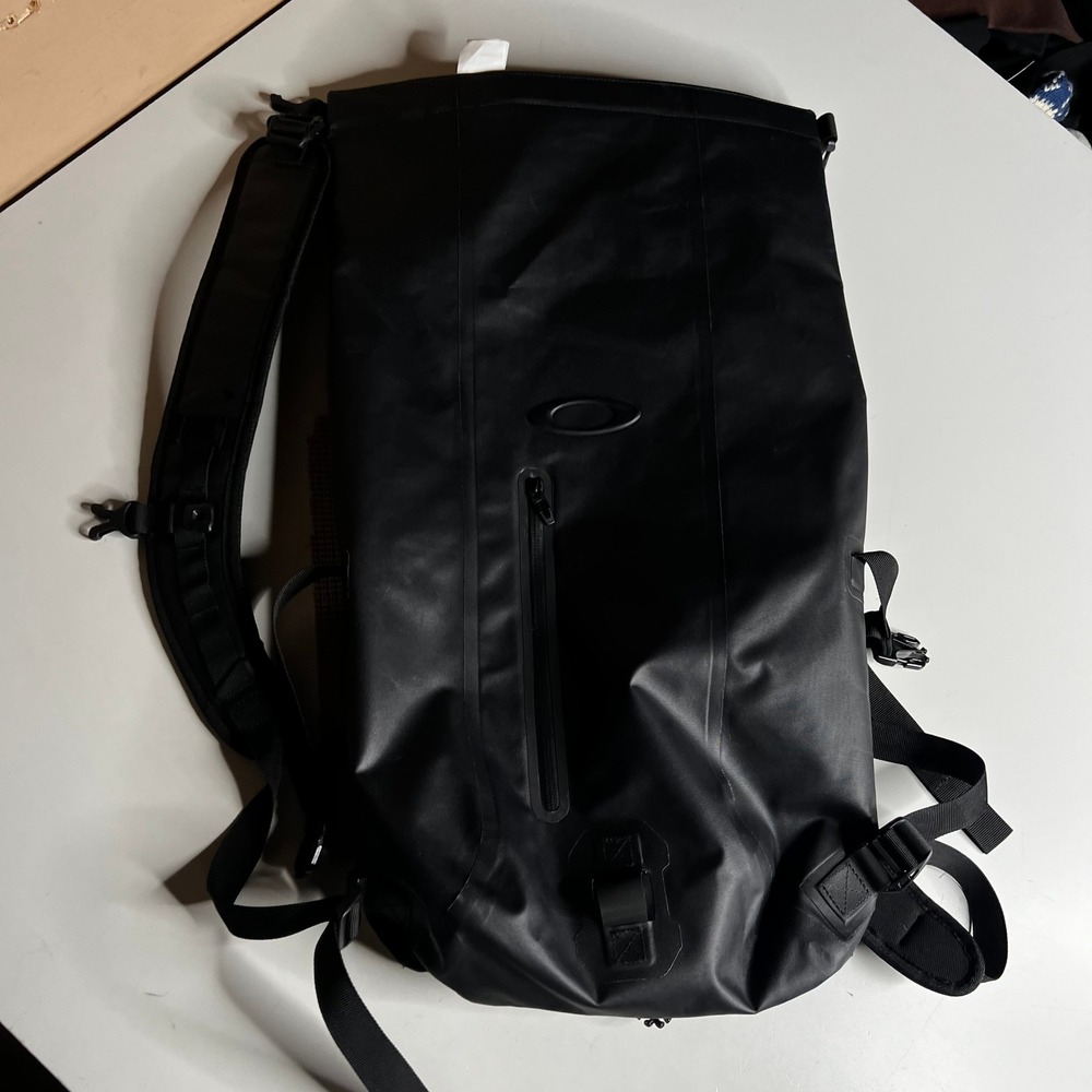 Oakley Dry Goods Roll Top Backpack Black Water Resistant Bag 921134A 02E